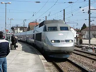 TGV Sud-Est treinstel op station Frasne