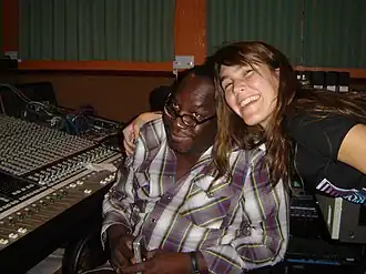 Mad Professor en Victoria Quinn in zijn studio in 2007