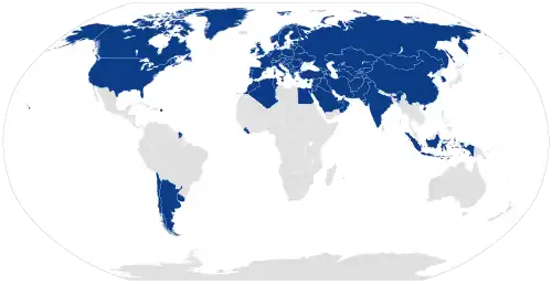 Een wereldkaart met (grofweg) vrijwel geheel het Noord-Amerikaanse, Europese en Aziatische vasteland gemarkeerd, naast het Zuiden van Zuid-Amerika, en Indonesië.