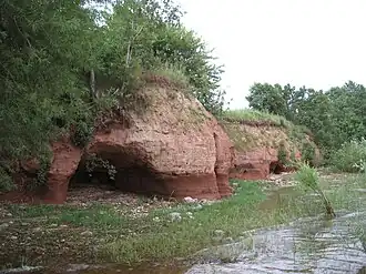 Zandsteenrotsen aan het Võrtsmeer bij Tamme
