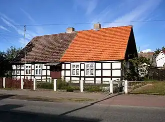 Huis met monumentale status in Tanowo