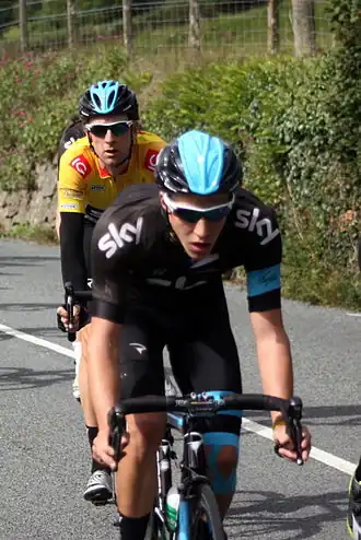 Edmondson (voor) in de Ronde van Groot-Brittannië 2013