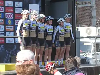 Het team in de Waalse Pijl 2016