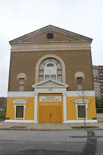 Voormalige synagoge; thans een kerk (2015)