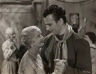 Lucile Browne en John Wayne in Texas Terror
