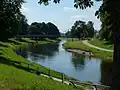 De Weiße Elster, in een van de in 2007 vernieuwde stadsparken, het Hofwiesenpark