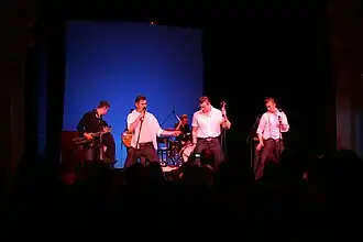 The Baseballs in thuishaven Neukölln op 28 juni 2009