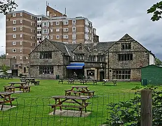 Een pub in Elland