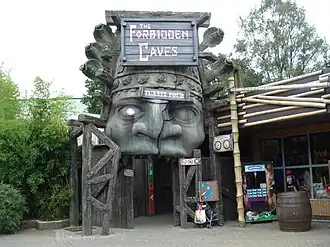 Ingang van The Forbidden Caves