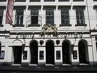 Ingang van het theater