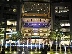 Time Warner Center gezien vanaf Columbus Circle