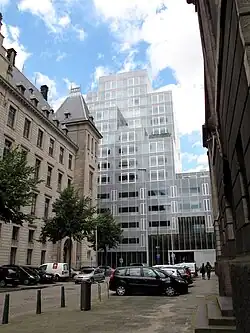 Noordelijke toren vanaf de Stadhuisstraat