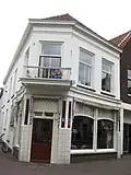 Winkel-woonhuis