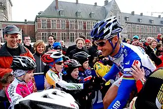 Tom Boonen aan de start van de Omloop van 2009
