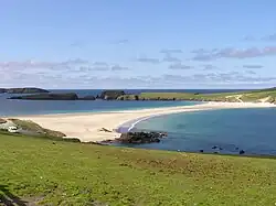 Tombolo tussen St Ninian's Isle en het hoofdeiland van de Shetlandeilanden