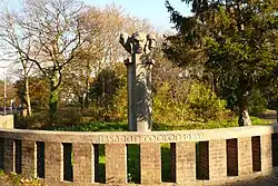 Monument in Den Haag door Rädecker: 1858 Toorop 1928, 1937