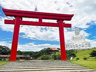 Poort van de Zen-Boeddhistische temple in Ibiraçu