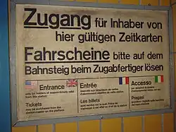 Op het perron van metrolijn U6 was jarenlang een overgangsbewijs te koop.