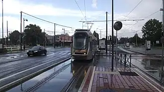 T2032 op lijn 62 aan de halte Da Vinci.