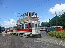 Dubbeldekstram van het trambedrijf van Frederiksberg FS 50 (bouwjaar 1915) en bijwagen FS 78 (bouwjaar 1913).