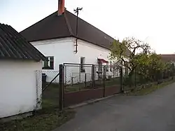 Huis in het dorp (2015)