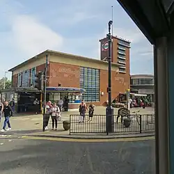 Metrostation Turnpike Lane