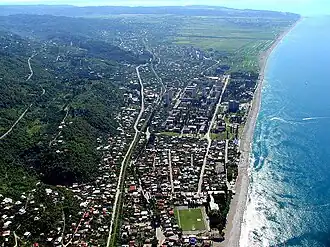 Gagra staat bekend om de kustlijn van de Zwarte Zee