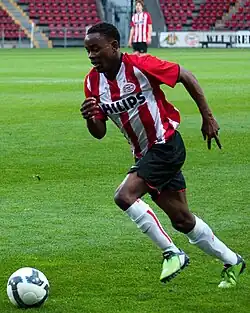 Van Overbeek in actie voor PSV A1 in april 2010.