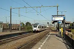 Station Blerick in 2008, met een Velios richting Roermond