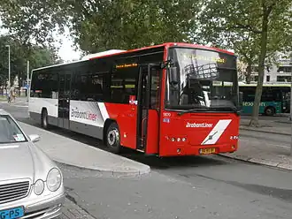 {Tweede generatie Brabantliner (Volvo) op station Utrecht