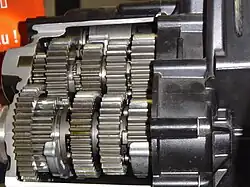 (Opengewerkte) versnellingsbak van een BMW-motorfiets