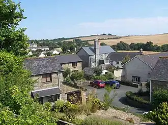 Charleton vanuit het kerkhof.