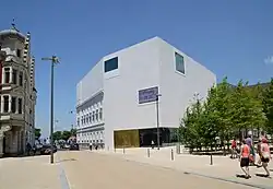 Het vorarlberg museum van buiten