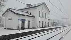 Het station in de sneeuw
