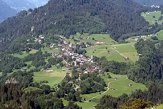 Zicht op Waltensburg/Vuorz