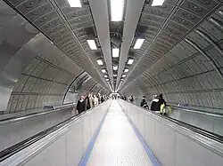 De loopband tussen de Jubilee Line en de Bakerloo en Northern Line