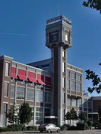 De watertoren bij de Stoomspinnerij Twenthe