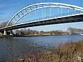 De Weesperbrug over het Amsterdam-Rijnkanaal
