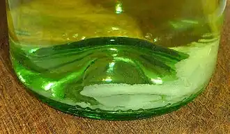 Wijnsteen, gevormd uit wijnsteenzuur in witte wijn