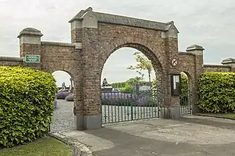 Toegang tot de begraafplaats