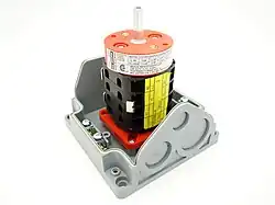 Nokkenschakelaar PCE MERZ S251