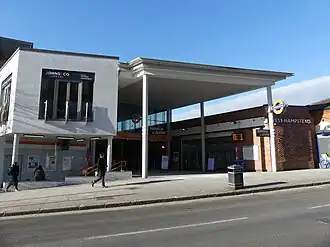 Stationsgebouw, 2024