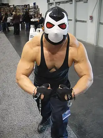Fan als Bane tijdens WonderCon 2012.