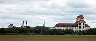 Wurzen. V.l.n.r. kasteel, Dom, Wenceslaskerk, v.m. Krietsch-molen