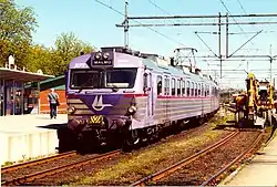 De doorgaande sporen met een X11.