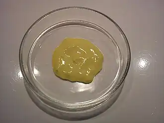 Wolfraamzuur in een pastavorm