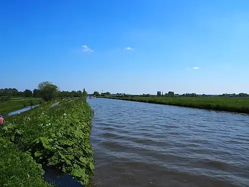 De Zijde richting Schipluiden, met links de Klaas Engelbrechtspolder.
