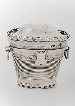 Zilveren loddereindoosje, Museum Rotterdam