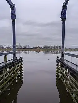 Reitdiep gezien vanaf de botenlift bij Zoutkamp