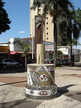 Monument ter ere van Zumbi voor de katholieke kerk Nossa Senhora do Rosário